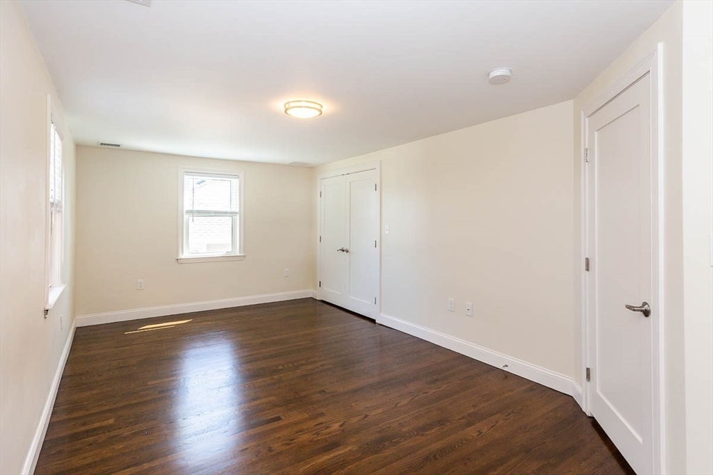 5 bed, 4+ bath apartment for rent at 77 Rock Glen, Medford — photo 17 of 33
