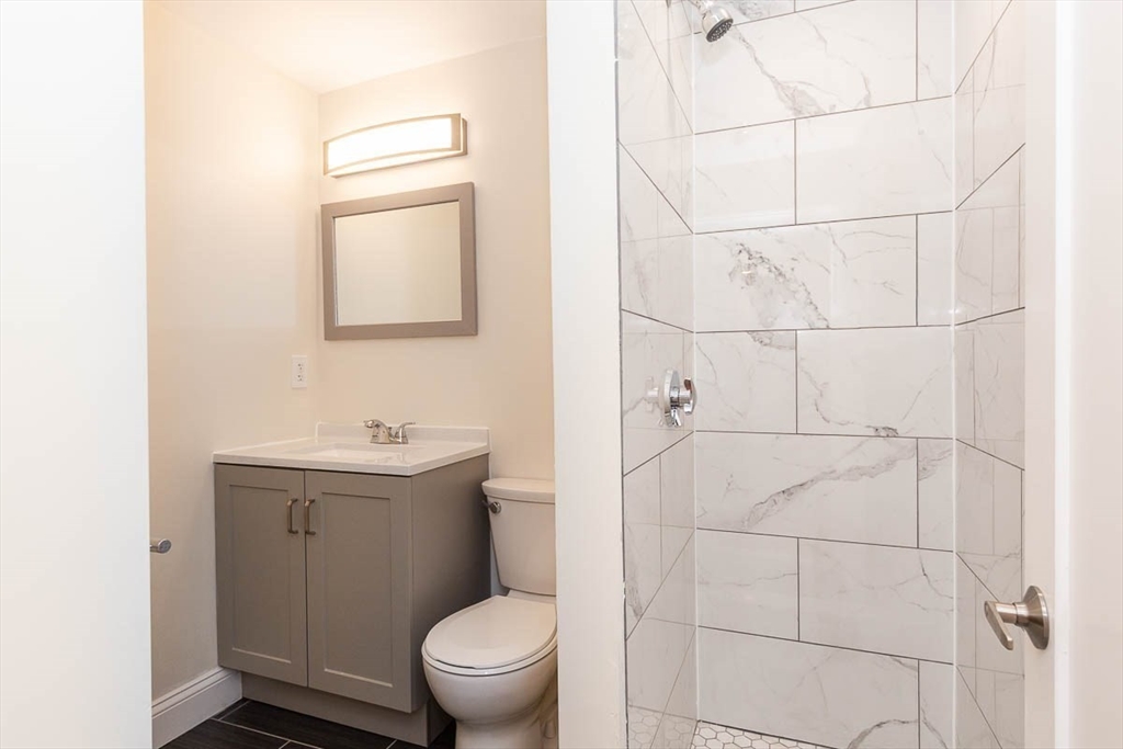 5 bed, 4+ bath apartment for rent at 77 Rock Glen, Medford — photo 26 of 33