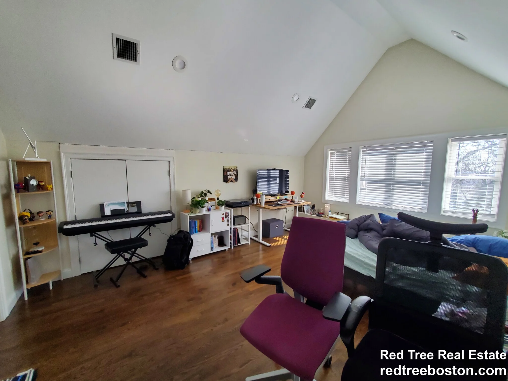 5 bed, 4+ bath apartment for rent at 77 Rock Glen Rd Unit Room, Medford — photo 10 of 54
