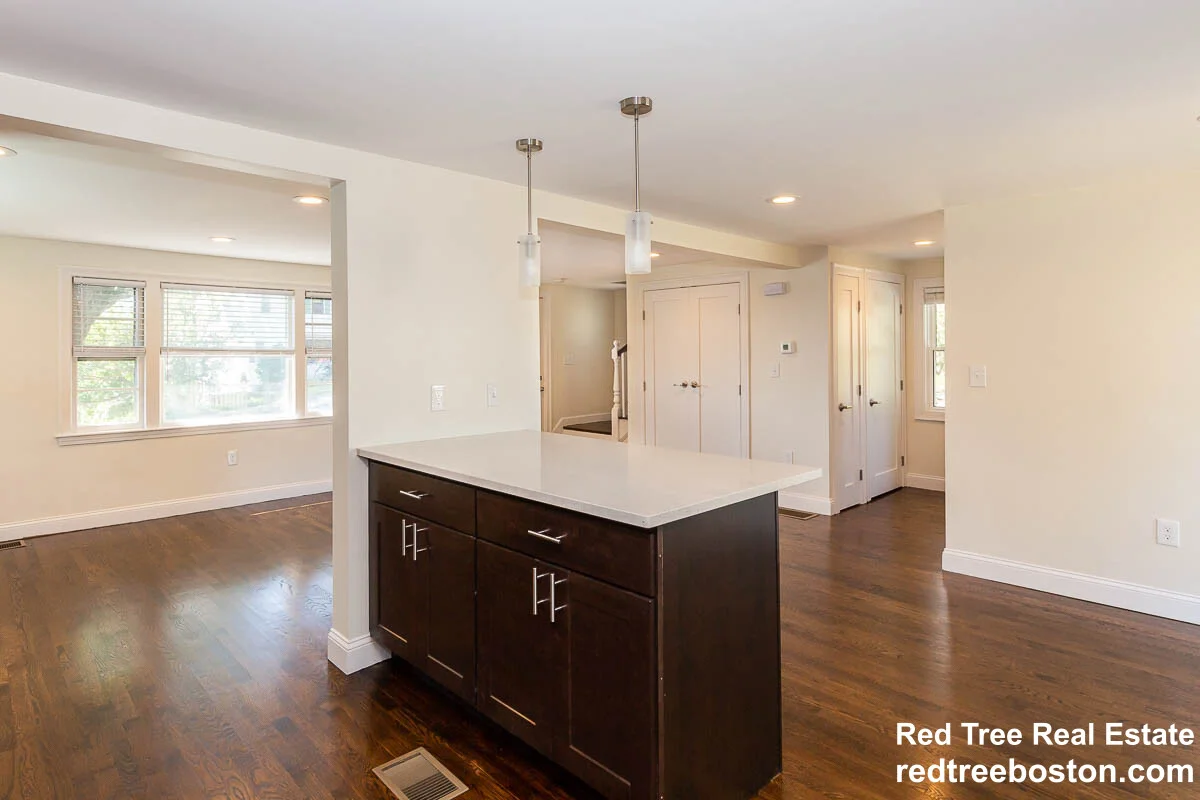 5 bed, 4+ bath apartment for rent at 77 Rock Glen Rd Unit Room, Medford — photo 34 of 54
