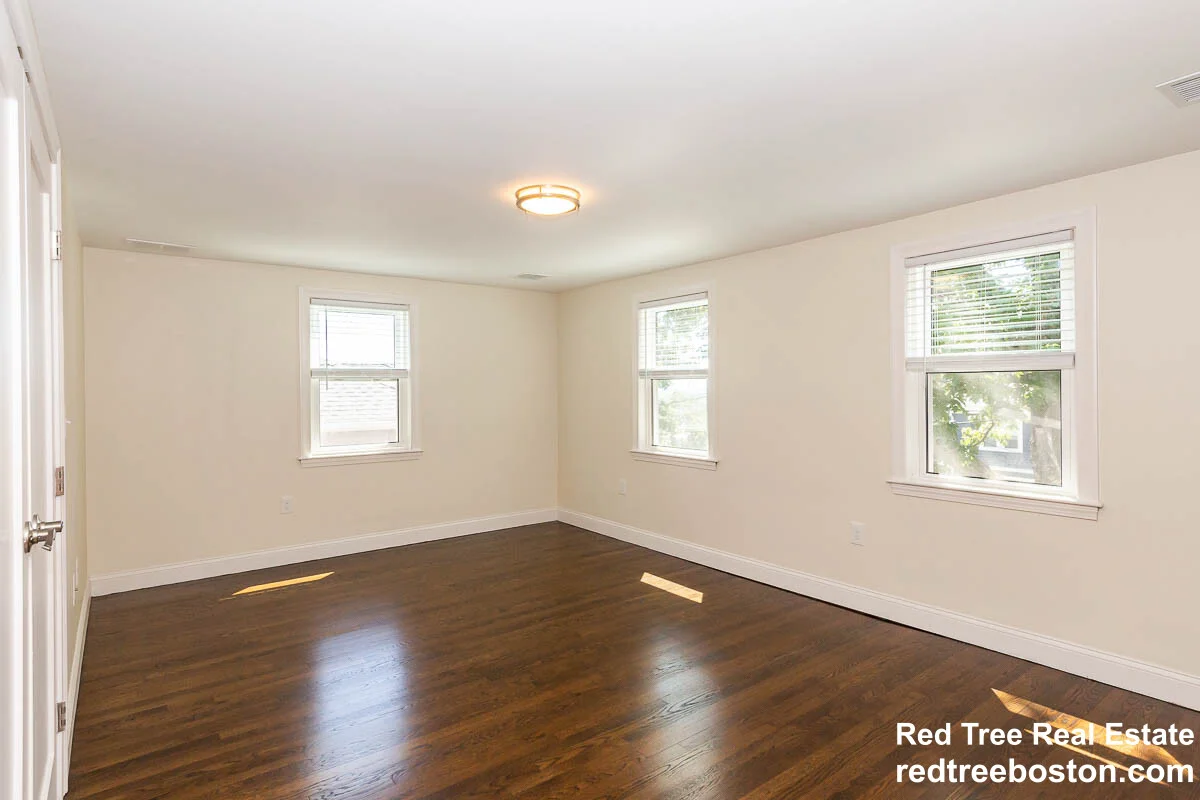 5 bed, 4+ bath apartment for rent at 77 Rock Glen Rd Unit Room, Medford — photo 40 of 54