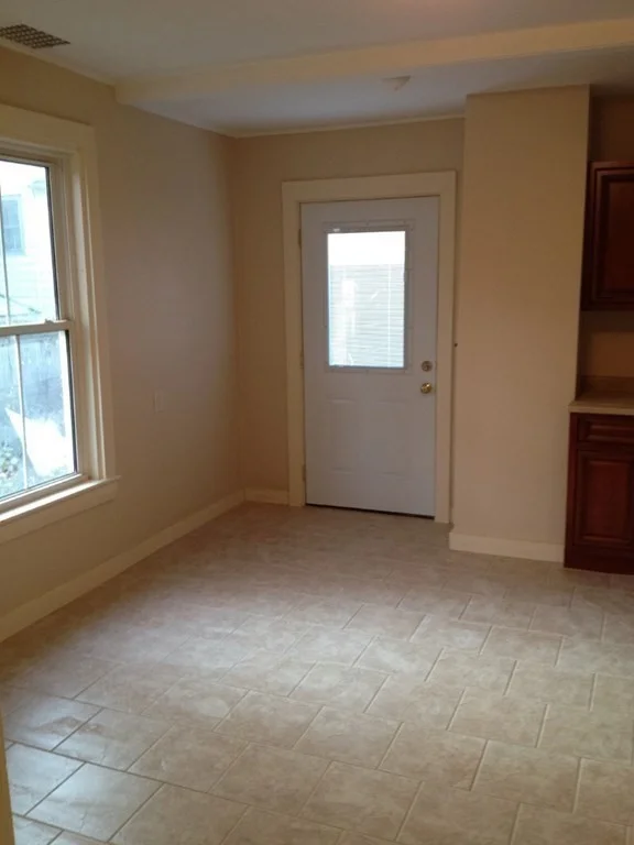 2 bed, 1 bath apartment for rent at 77 S Central Unit A, Quincy — photo 6 of 9