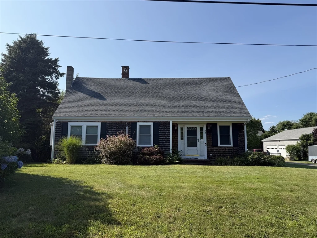 2 bed, 1 bath apartment for rent at 77 Shirley St Unit YEAR ROUND, South Westport