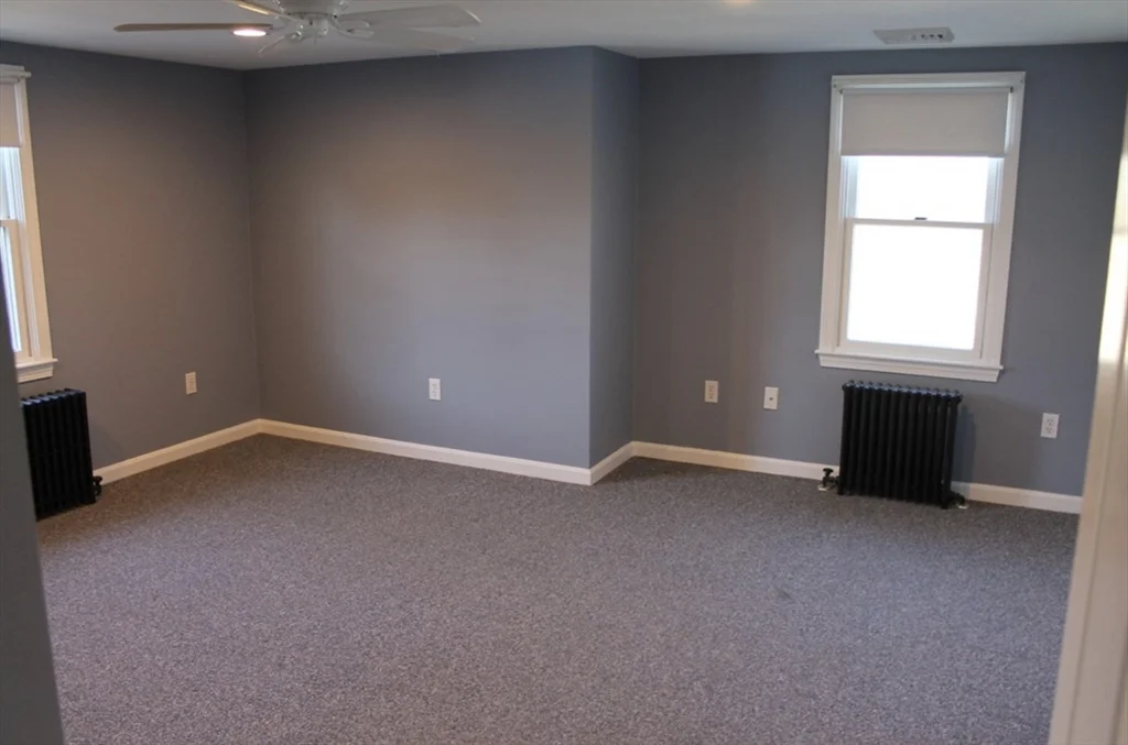2 bed, 1 bath apartment for rent at 77 Shirley St Unit YEARLY, South Westport — photo 9 of 14