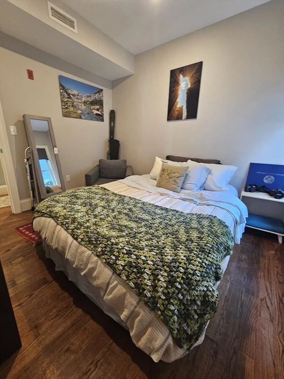 3 bed, 2 bath apartment for rent at 77 South St Unit 2, Jamaica Plain — photo 12 of 20