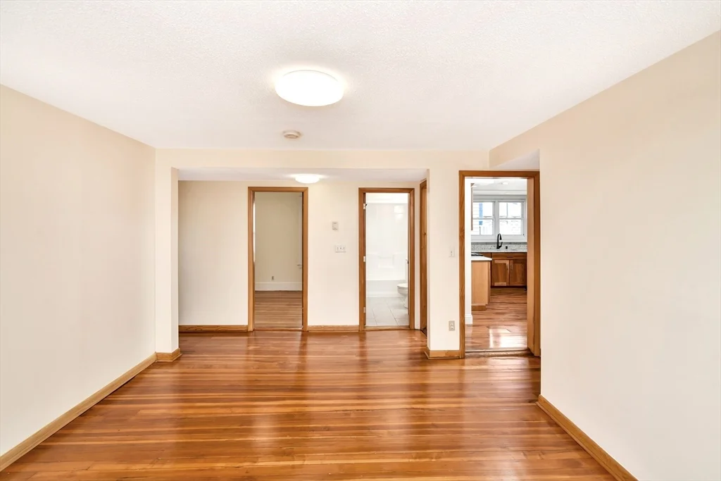 3 bed, 1 bath apartment for rent at 77 Swan St Unit 2, Everett — photo 9 of 27