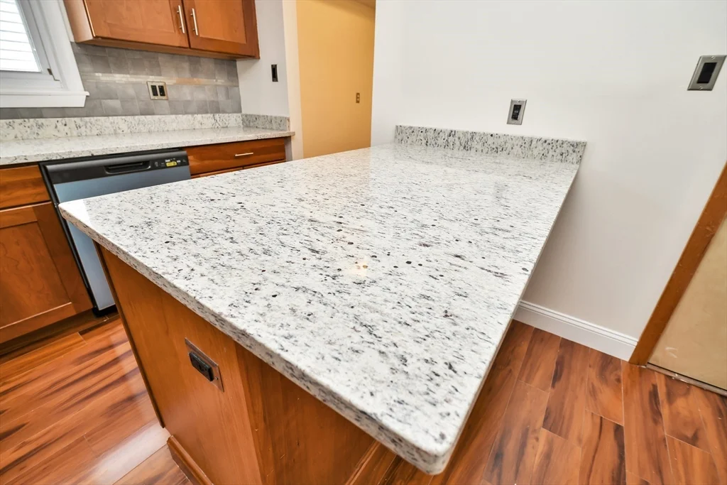 3 bed, 1 bath apartment for rent at 77 Swan St Unit 2, Everett — photo 21 of 27