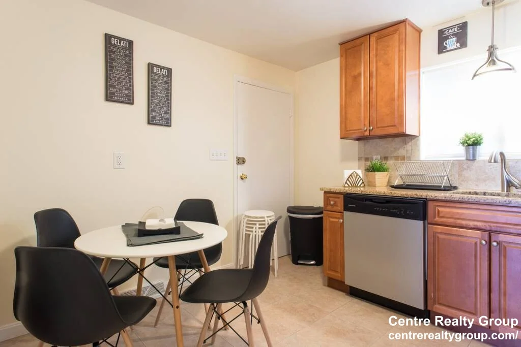 2 bed, 1 bath apartment for rent at 77 Thingvalla Ave Unit ., Belmont — photo 2 of 10