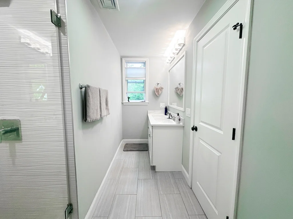 3 bed, 2 bath apartment for rent at 77 Torrey St Unit 2, Dorchester — photo 10 of 20