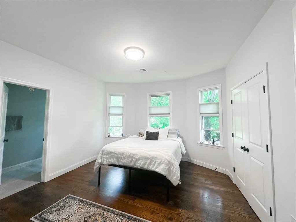3 bed, 2 bath apartment for rent at 77 Torrey St Unit 2, Dorchester — photo 7 of 20