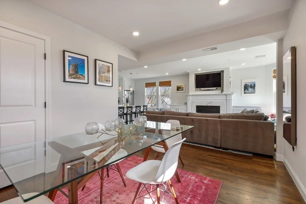 3 bed, 2 bath apartment for rent at 77 Torrey St Unit 3, Dorchester — photo 3 of 23