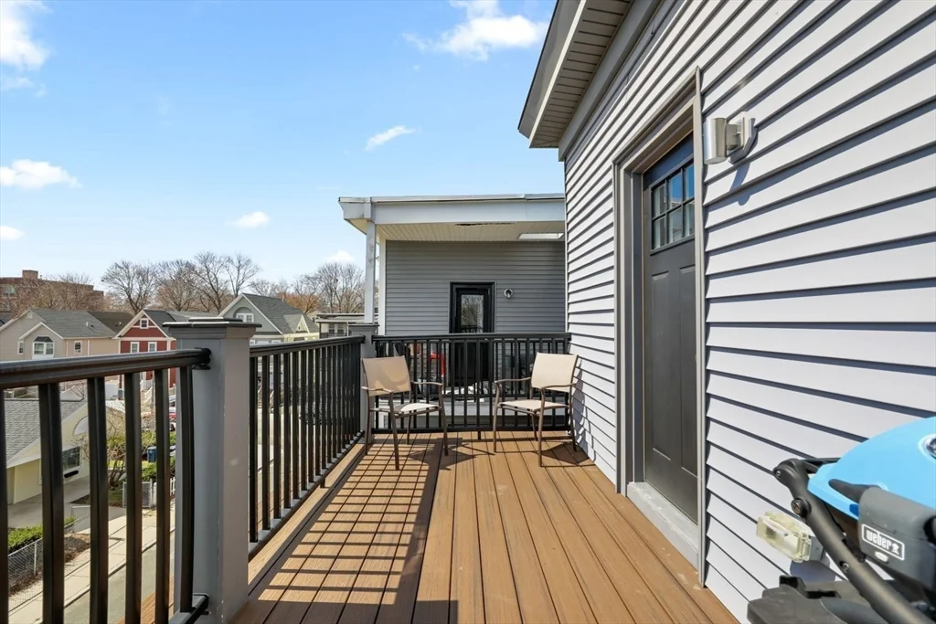 3 bed, 2 bath apartment for rent at 77 Torrey St Unit 3, Dorchester — photo 6 of 23