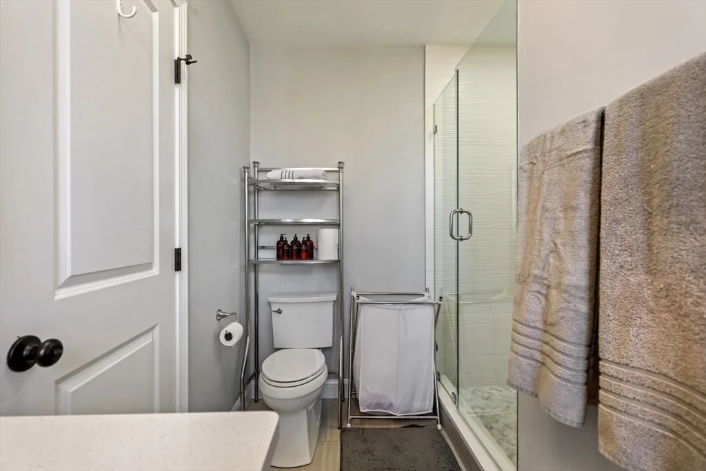 3 bed, 2 bath apartment for rent at 77 Torrey St Unit 3, Dorchester — photo 16 of 23