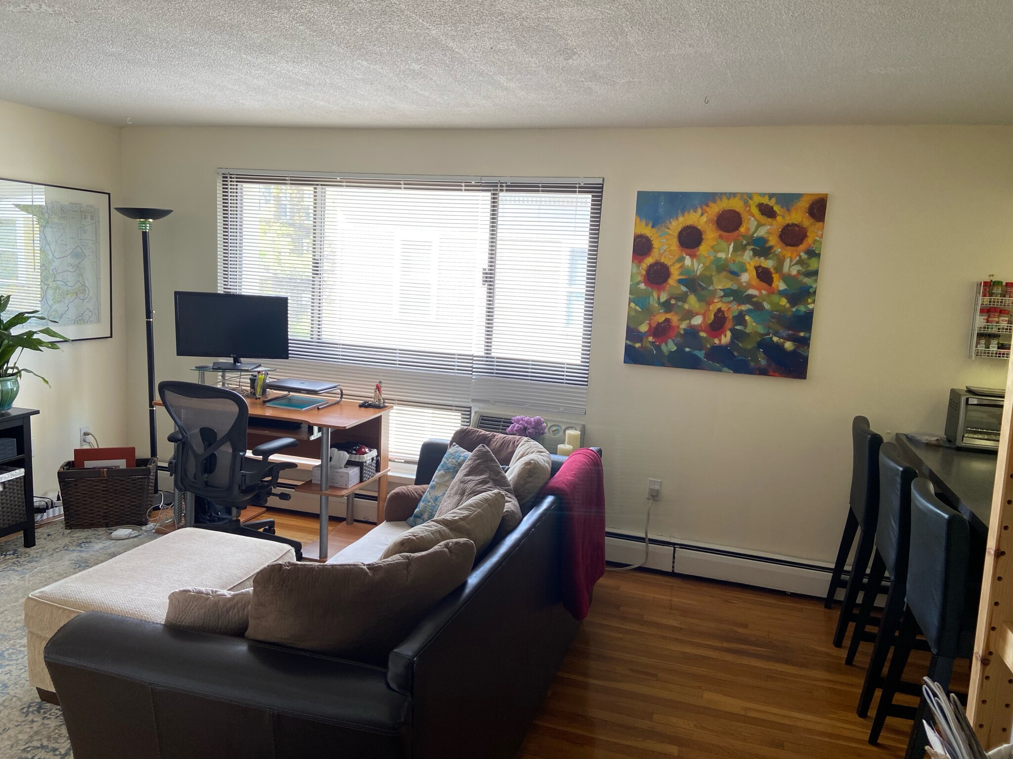 2 bed, 1 bath apartment for rent at 77 Trowbridge St Unit 33, Mid-Cambridge — photo 2 of 11