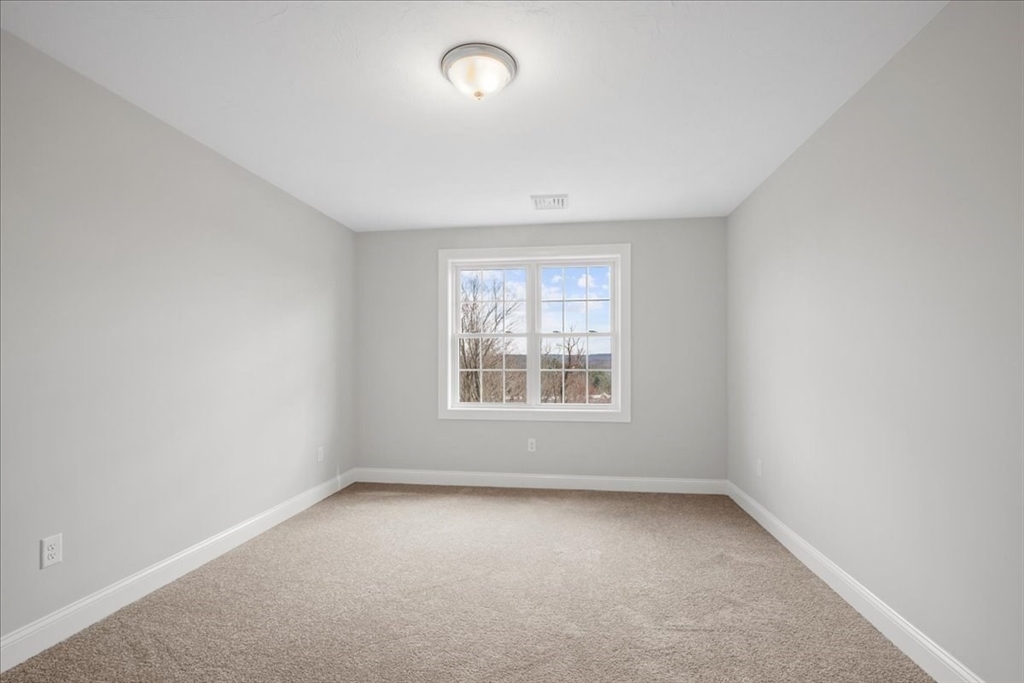 3 bed, 2 bath apartment for rent at 77 Upland St Unit -, Worcester — photo 23 of 37