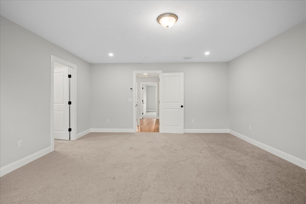 3 bed, 2 bath apartment for rent at 77 Upland St Unit -, Worcester — photo 14 of 37