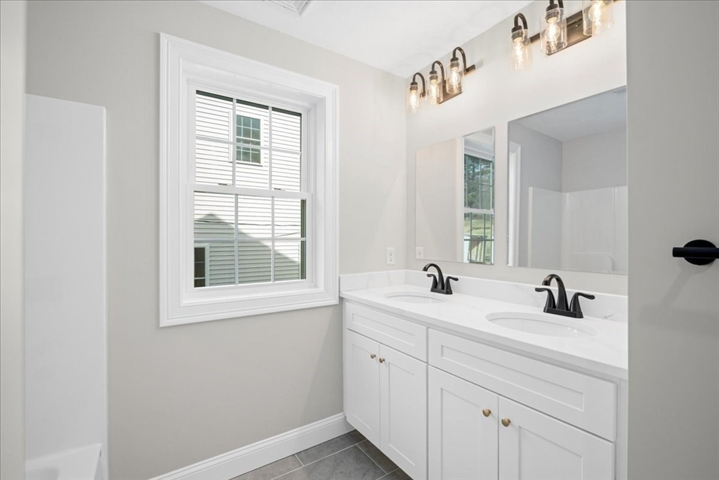 3 bed, 2 bath apartment for rent at 77 Upland St Unit -, Worcester — photo 17 of 37