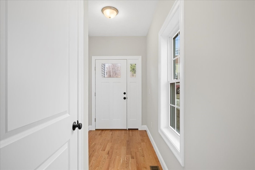 3 bed, 2 bath apartment for rent at 77 Upland St Unit -, Worcester — photo 13 of 37