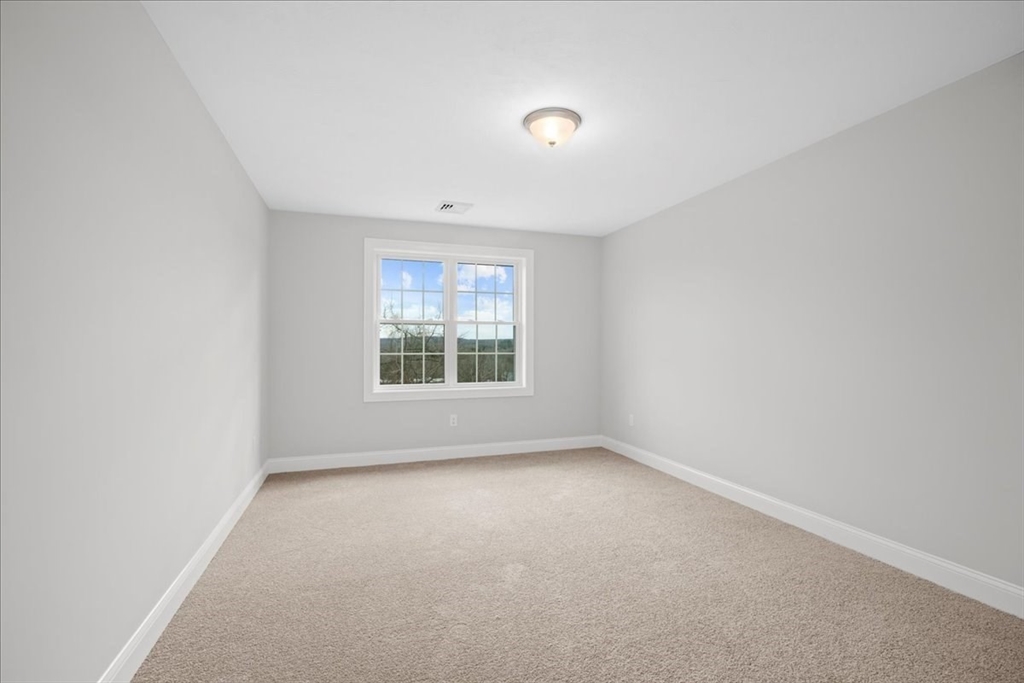3 bed, 2 bath apartment for rent at 77 Upland St Unit -, Worcester — photo 21 of 37