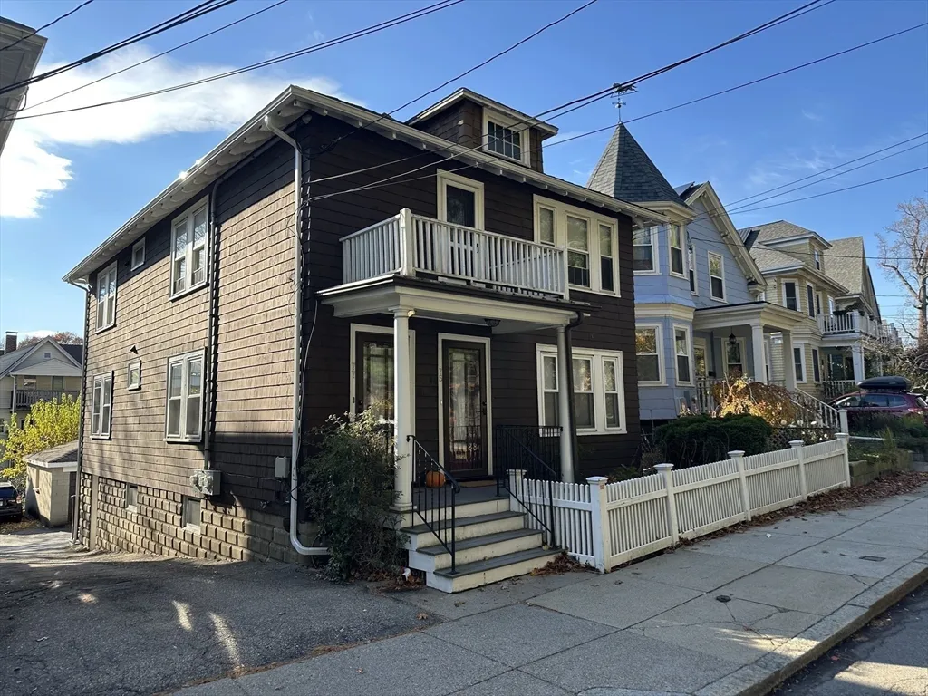 2 bed, 1 bath apartment for rent at 77 Walk Hill Unit 1, Jamaica Plain — photo 25 of 29