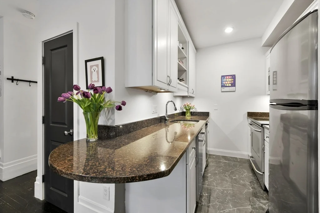 1 bed, 1 bath apartment for rent at 77 Waltham St Unit 2, South End — photo 5 of 11