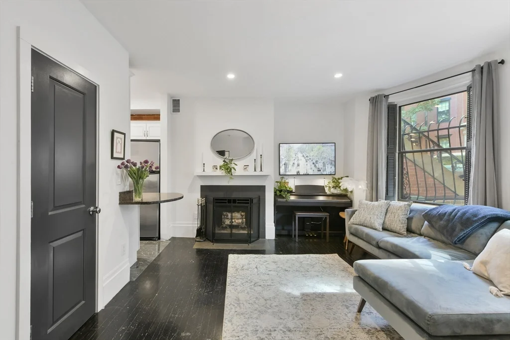 1 bed, 1 bath apartment for rent at 77 Waltham St Unit 2, South End — photo 3 of 11