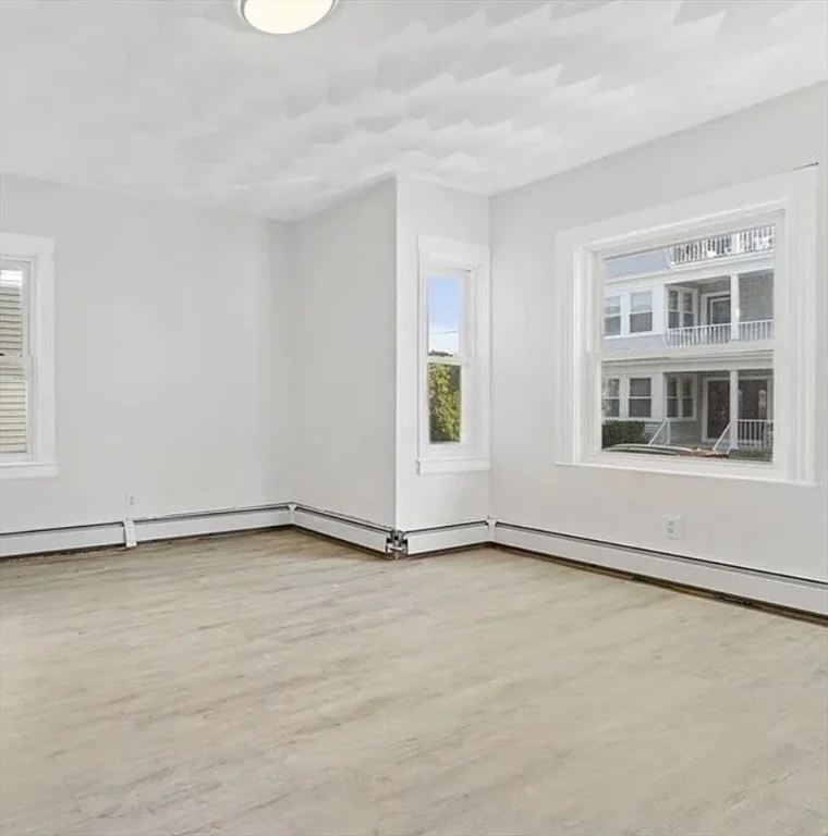 1 bed, 1 bath apartment for rent at 77 Weetamoe St Unit 1, Fall River — photo 2 of 3