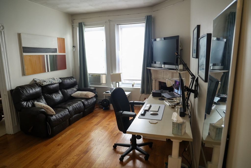 1 bed, 1 bath apartment for rent at 77 Westland Ave Unit 5, Fenway — photo 2 of 13