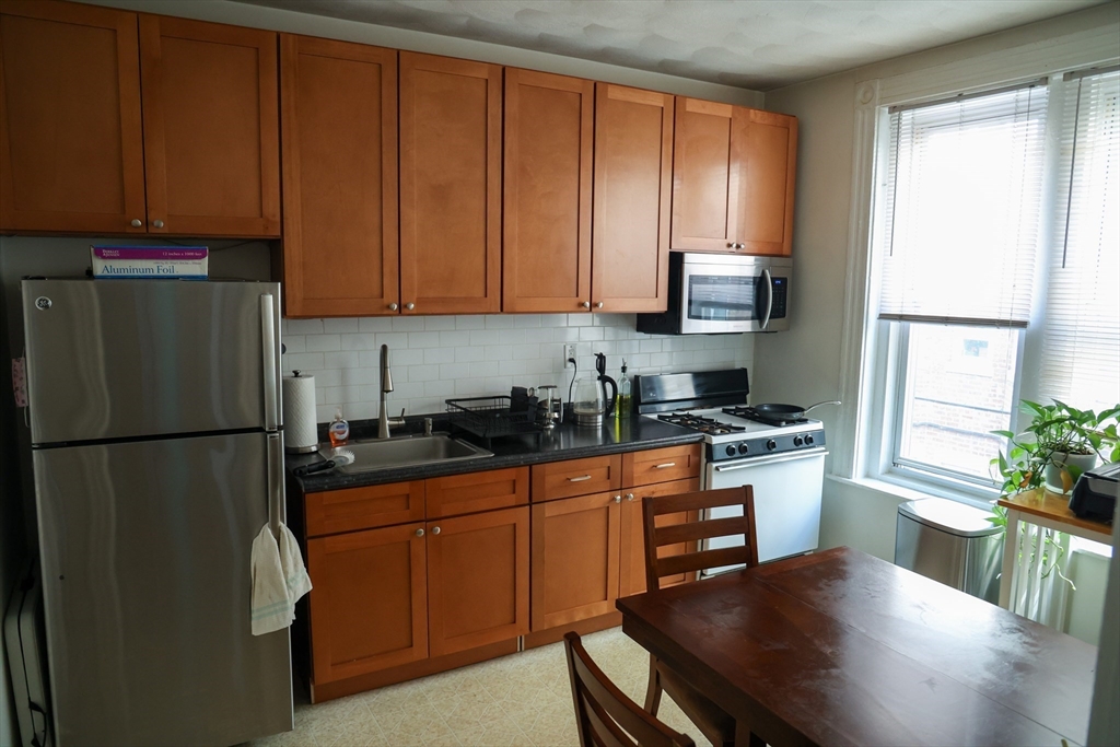 1 bed, 1 bath apartment for rent at 77 Westland Ave Unit 5, Fenway — photo 8 of 13