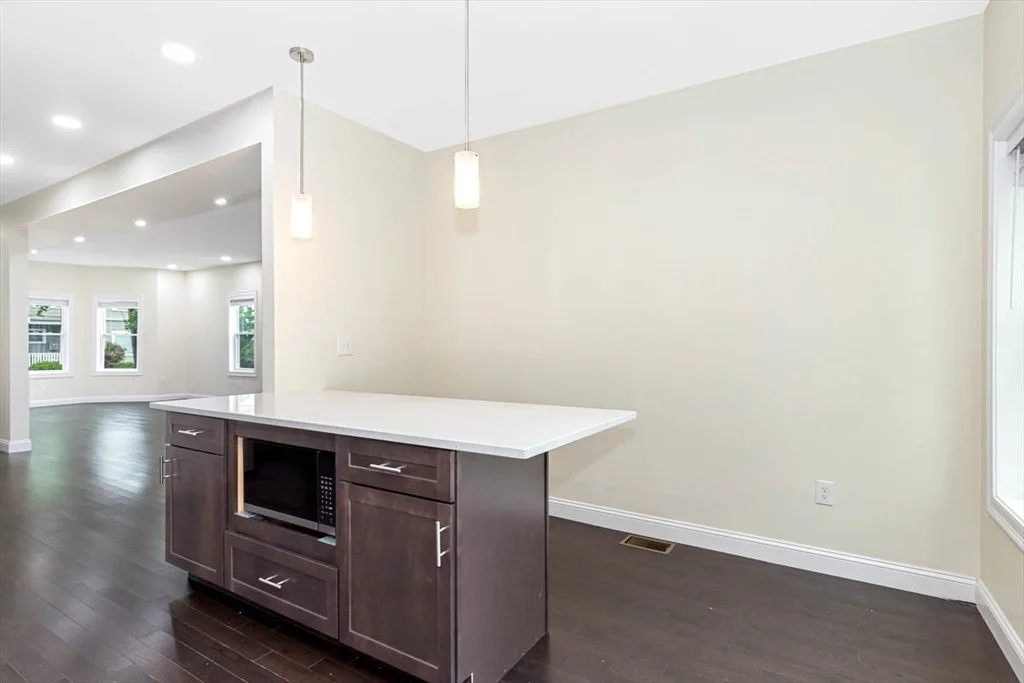 7 bed, 4+ bath apartment for rent at 77 Winchester St, Medford — photo 12 of 38
