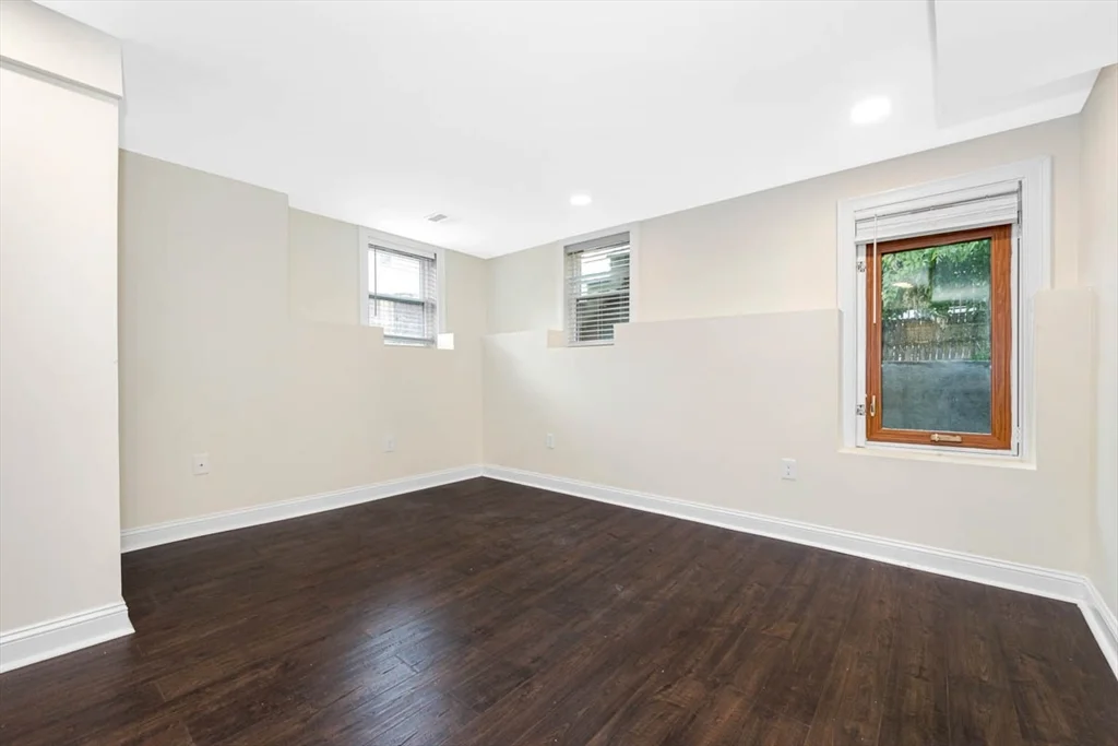 7 bed, 4+ bath apartment for rent at 77 Winchester St, Medford — photo 33 of 38
