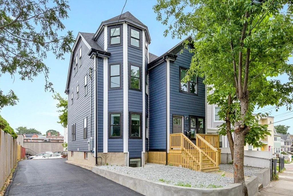 7 bed, 4+ bath apartment for rent at 77 Winchester St, Medford