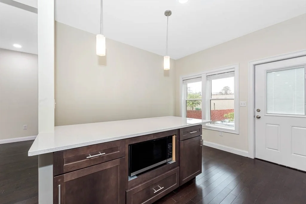 7 bed, 4+ bath apartment for rent at 77 Winchester St, Medford — photo 11 of 38