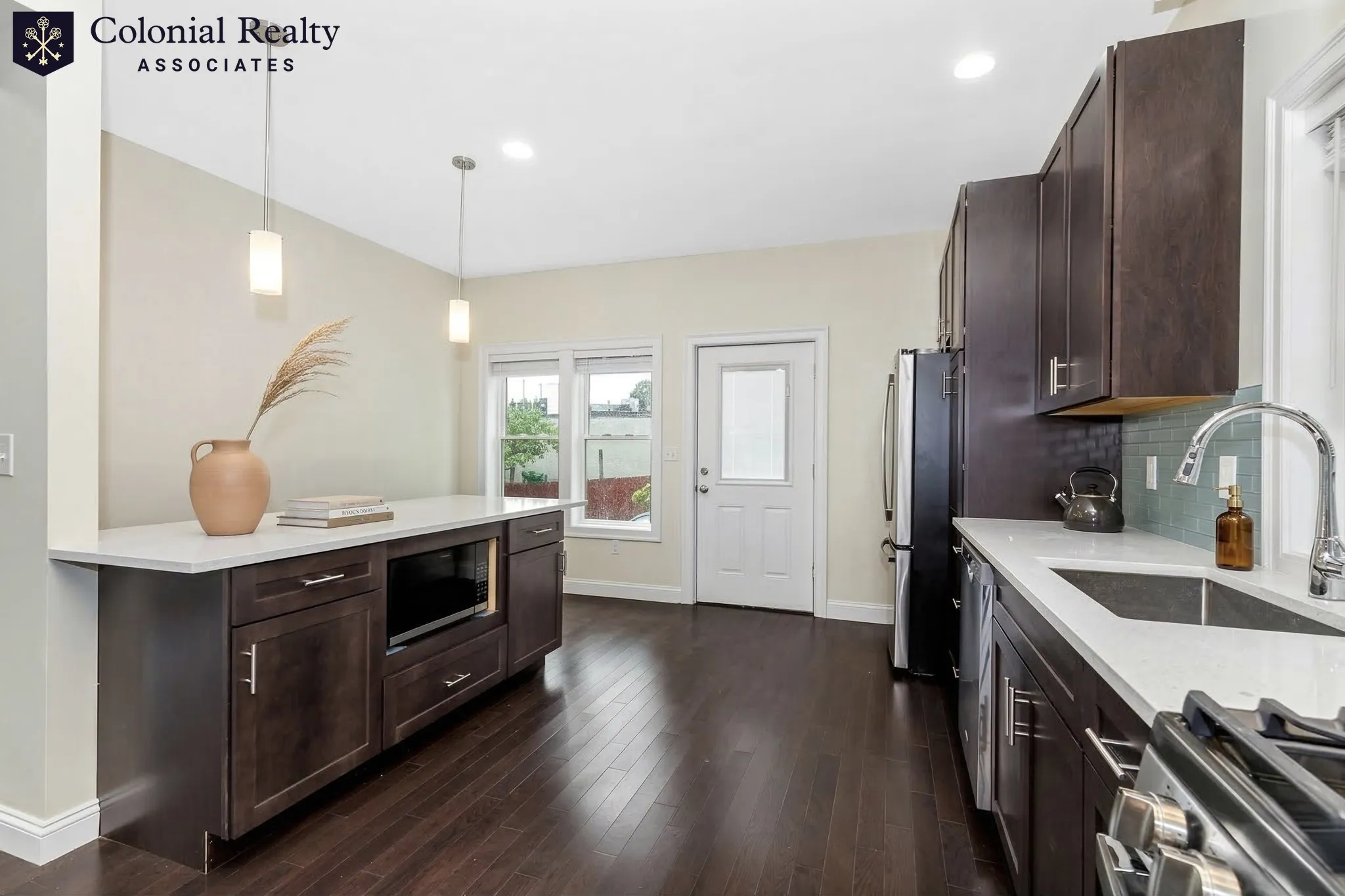 7 bed, 8 bath apartment for rent at 77 Winchester St Unit 77, South Medford — photo 8 of 22