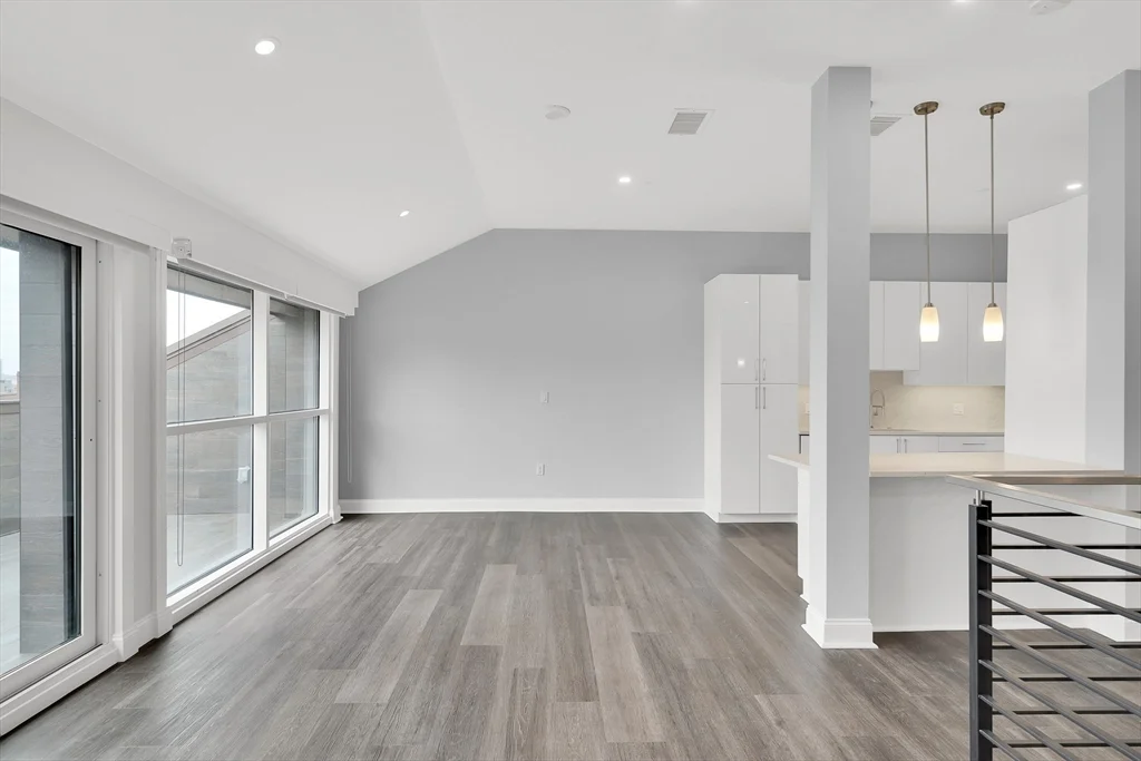 3 bed, 3 bath apartment for rent at 771-781 Harrison Unit PH-7, South End — photo 5 of 24