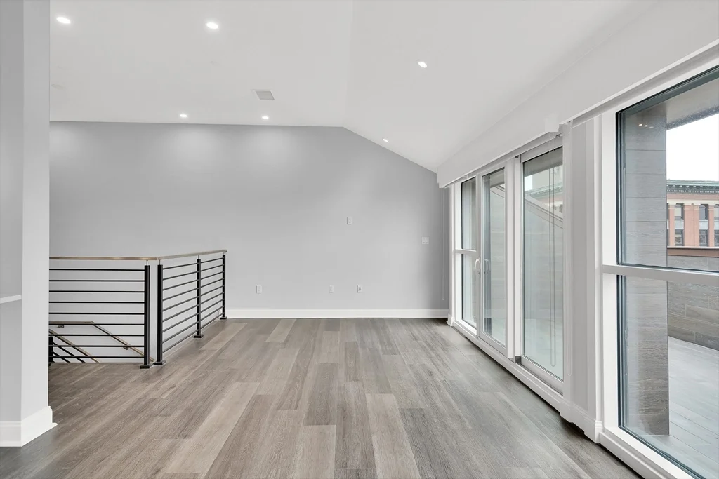 3 bed, 3 bath apartment for rent at 771-781 Harrison Unit PH-7, South End — photo 6 of 24