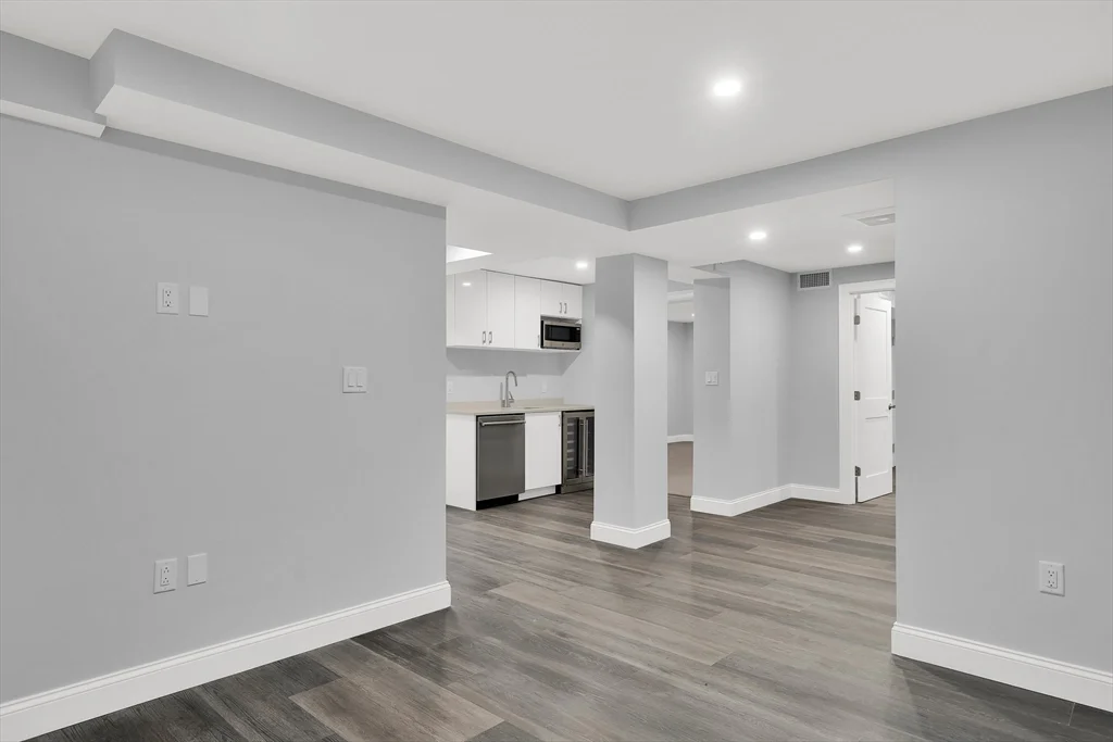 3 bed, 3 bath apartment for rent at 771-781 Harrison Unit PH-7, South End — photo 21 of 24
