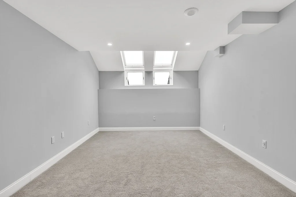 3 bed, 3 bath apartment for rent at 771-781 Harrison Unit PH-7, South End — photo 15 of 24