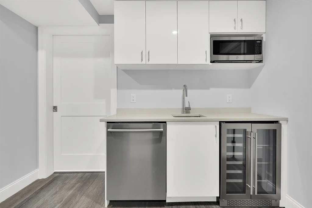 3 bed, 3 bath apartment for rent at 771-781 Harrison Unit PH-8, South End — photo 24 of 24