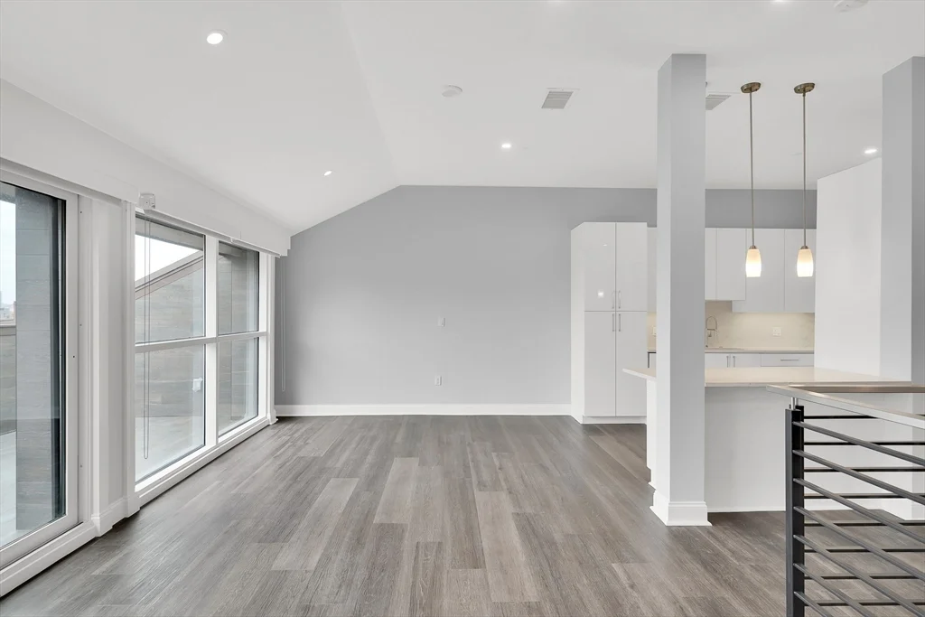 3 bed, 3 bath apartment for rent at 771-781 Harrison Unit PH-8, South End — photo 6 of 24