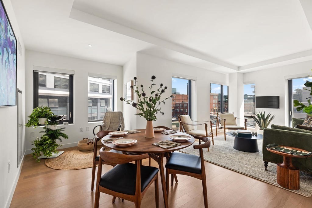 2 bed, 2 bath apartment for rent at 771 Beacon St Unit 2-1001, Fenway