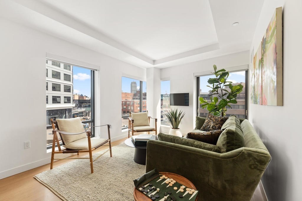 2 bed, 2 bath apartment for rent at 771 Beacon St Unit 2-1001, Fenway — photo 2 of 12