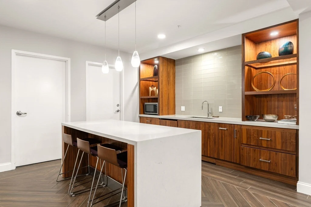 3 bed, 2 bath apartment for rent at 771 Harrison Ave Unit 2F, South End — photo 13 of 16