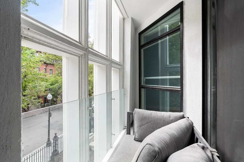 3 bed, 2 bath apartment for rent at 771 Harrison Ave Unit 2F, South End — photo 9 of 16