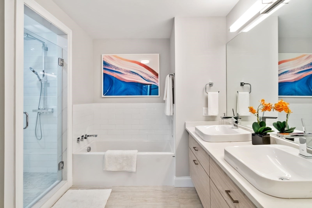 1 bed, 1 bath apartment for rent at 771 Harrison Ave Unit 2G, South End — photo 8 of 27