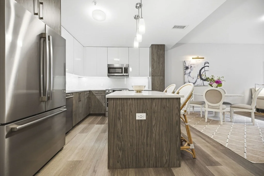 1 bed, 1 bath apartment for rent at 771 Harrison Ave Unit 303, South End — photo 9 of 28