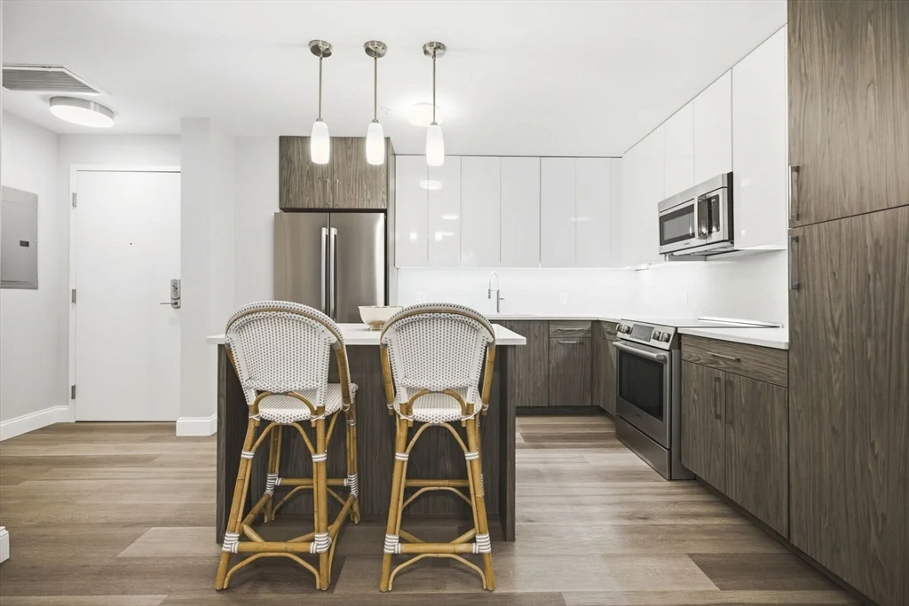 1 bed, 1 bath apartment for rent at 771 Harrison Ave Unit 303, South End — photo 8 of 28