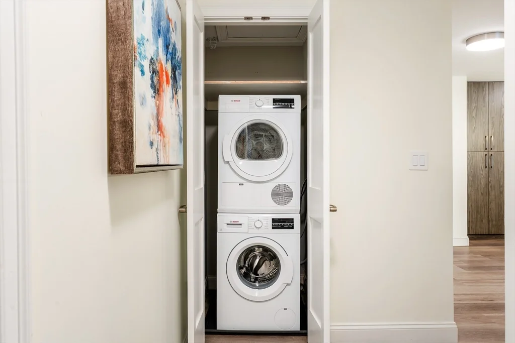 2 bed, 2 bath apartment for rent at 771 Harrison Ave Unit 304, South End — photo 18 of 23