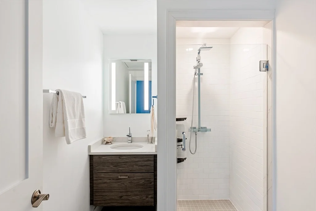 2 bed, 2 bath apartment for rent at 771 Harrison Ave Unit 304, South End — photo 9 of 23