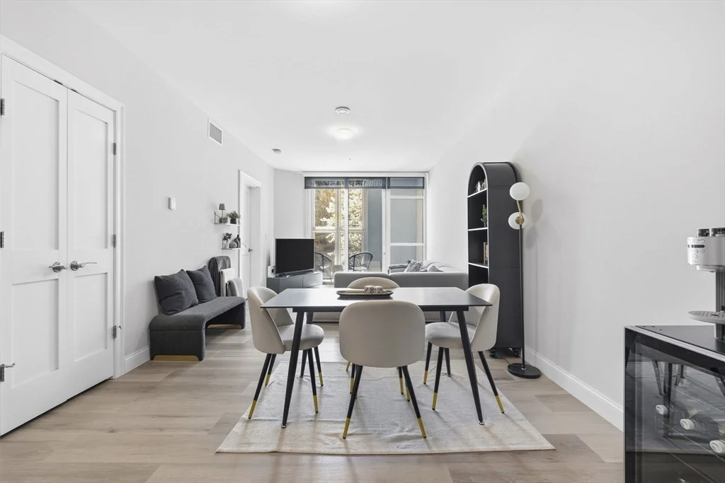 1 bed, 1 bath apartment for rent at 771 Harrison Ave Unit 309, South End — photo 8 of 40